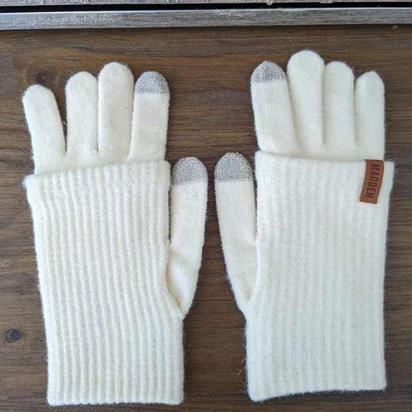 Steve Madden touchscreen women gloves. New without tag - Picture 2 of 4